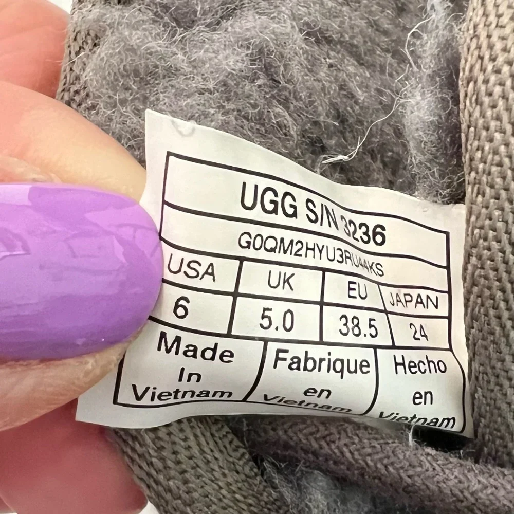 UGG gray lace